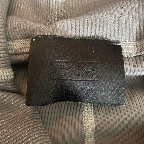 ONA Gray Metallic Ribbed Leggings - Picture 6 of 7